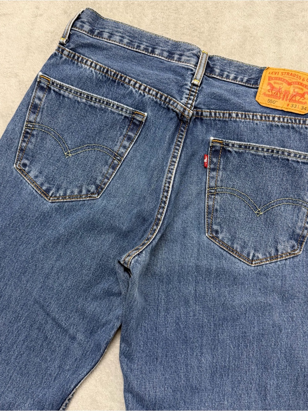 Vtg Levi’s 550 Jeans Mens 33x34 Denim Blue Relaxed Fit Stone Wash Y2K